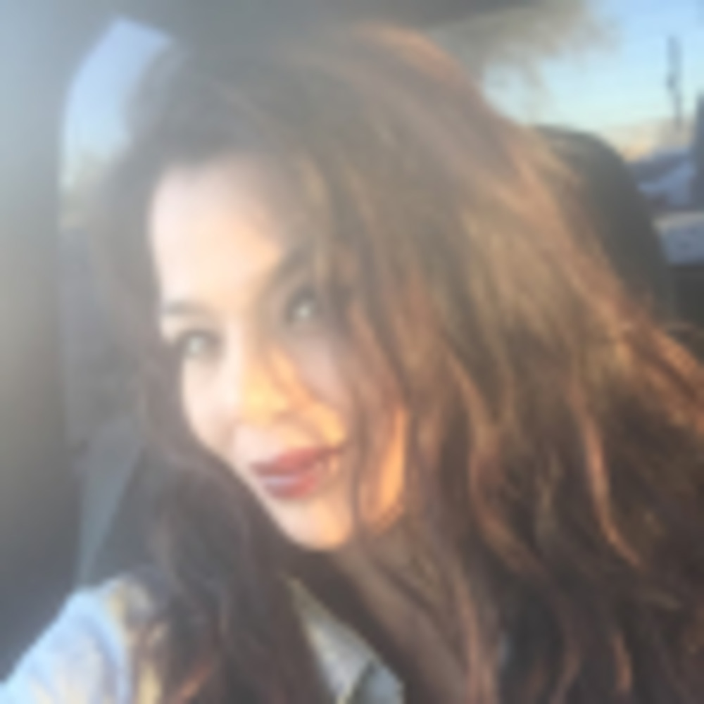 Meet your Posher, Marisa